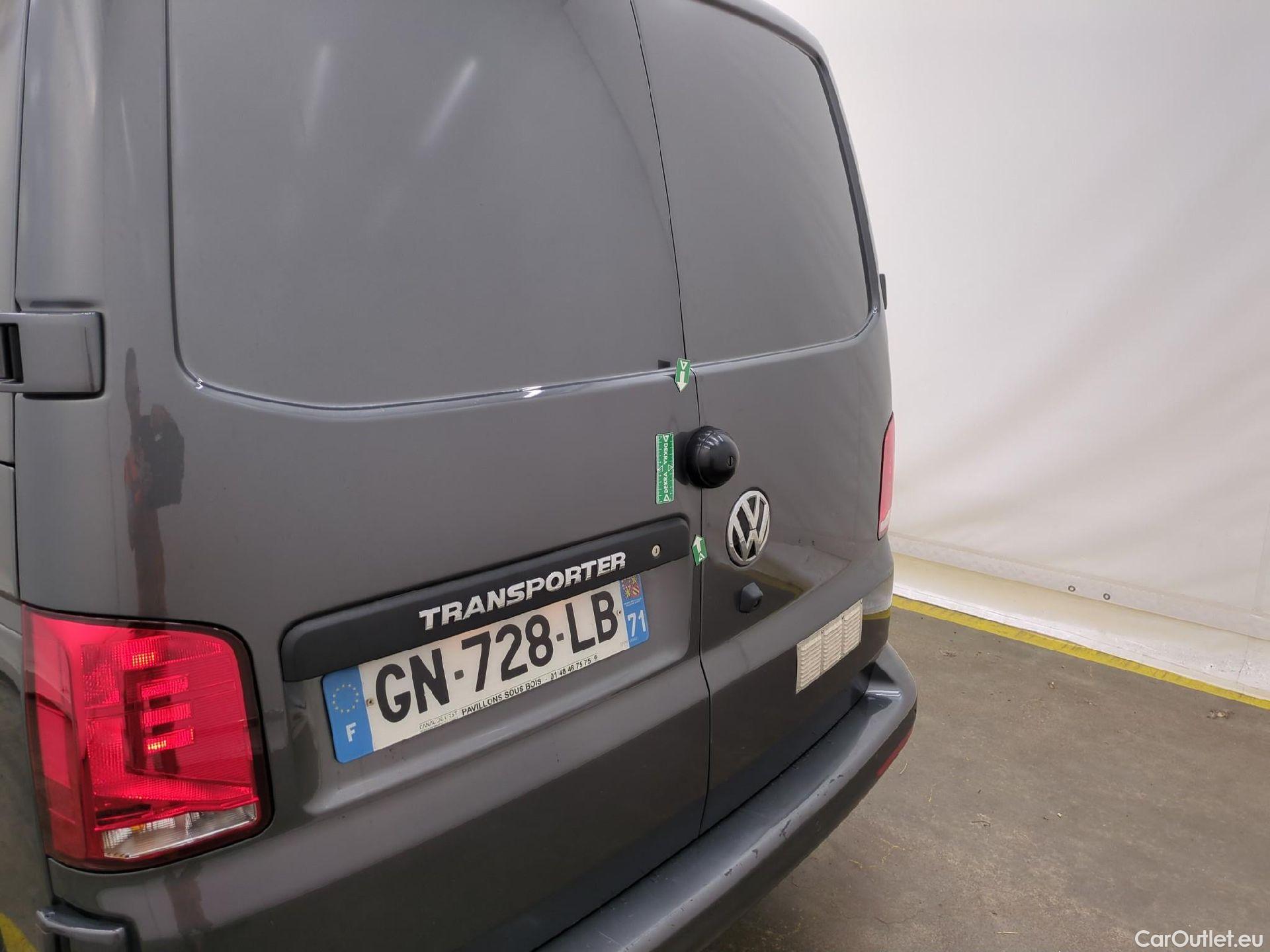  Volkswagen  Transporter VOLKSWAGEN  ProCab / 2019 / 4P / Fourgon tôlé 2.0 TDi 150 DSG7 L2H1 Business Plus #32