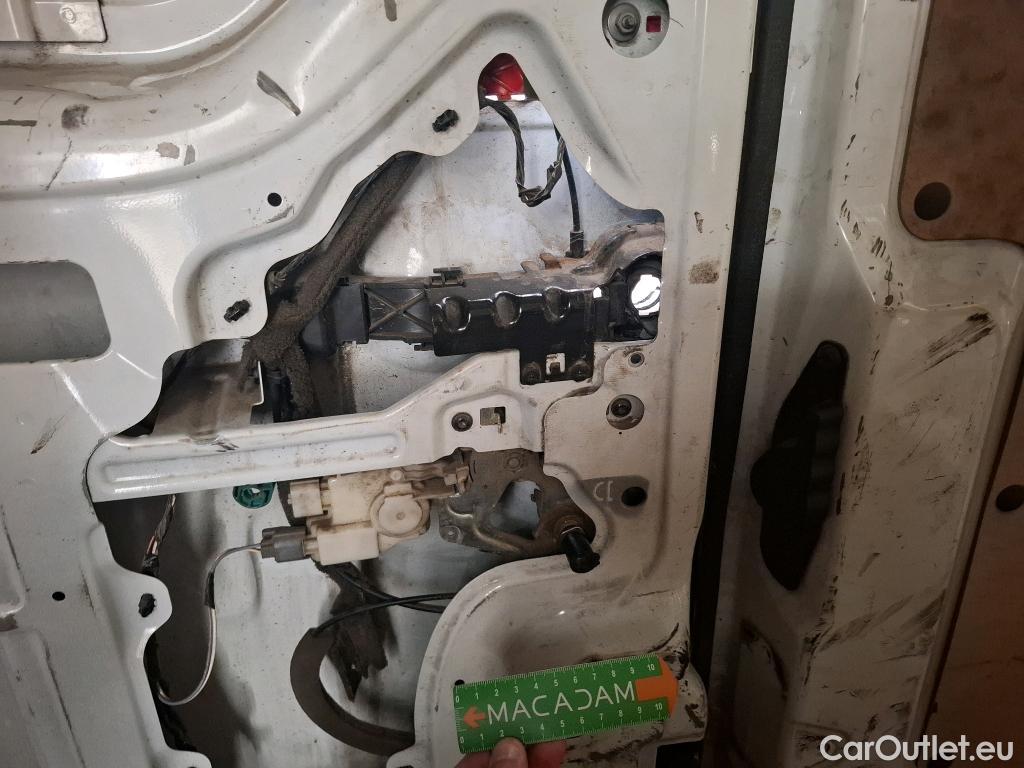  Renault  Master  Fourgon L2H2 3 5 Grand Confort dCi 130CV BVM6 E6 #90