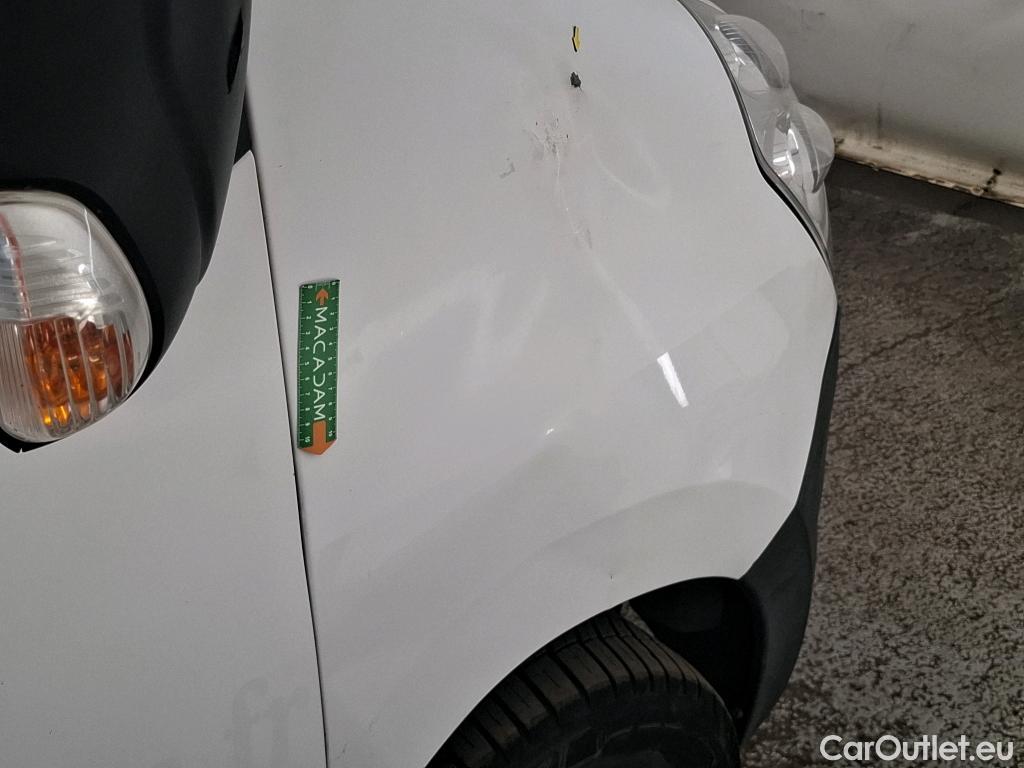  Renault  Master  Fourgon L2H2 3 5 Grand Confort dCi 130CV BVM6 E6 #16