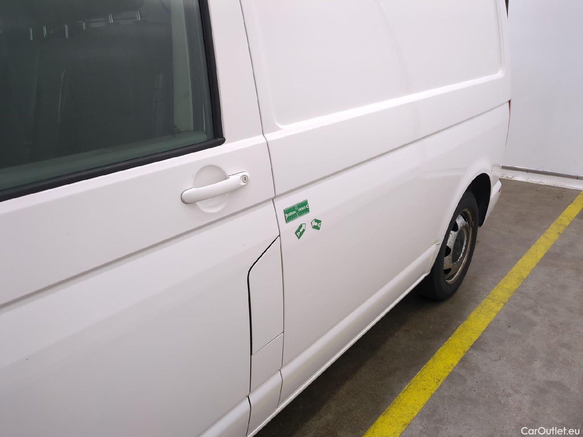  Volkswagen  Transporter VOLKSWAGEN  / 2019 / 4P / Fourgon tôlé 2.0 TDi 150 DSG7 L1H1 Business Line Plus #22