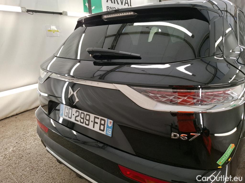  DS  DS7 DS DS 7 Crossback / 2017 / 5P / SUV E-TENSE 4x4 300 RIVOLI #97