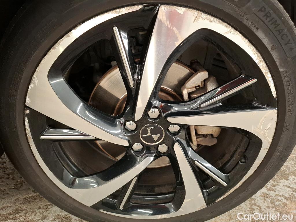  DS  DS7 DS DS 7 Crossback / 2017 / 5P / SUV E-TENSE 4x4 300 RIVOLI #10