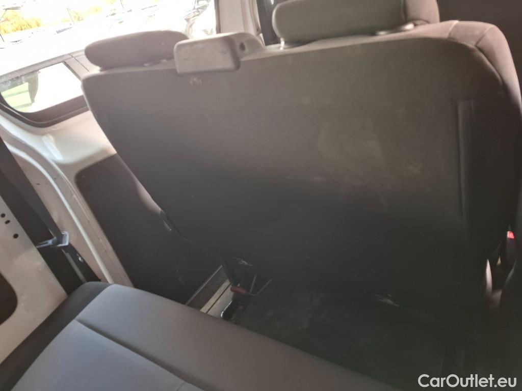  Citroen  Jumpy CITROEN  4p Combi Taille XL BlueHDi 120 S&S BVM6 Confort #62