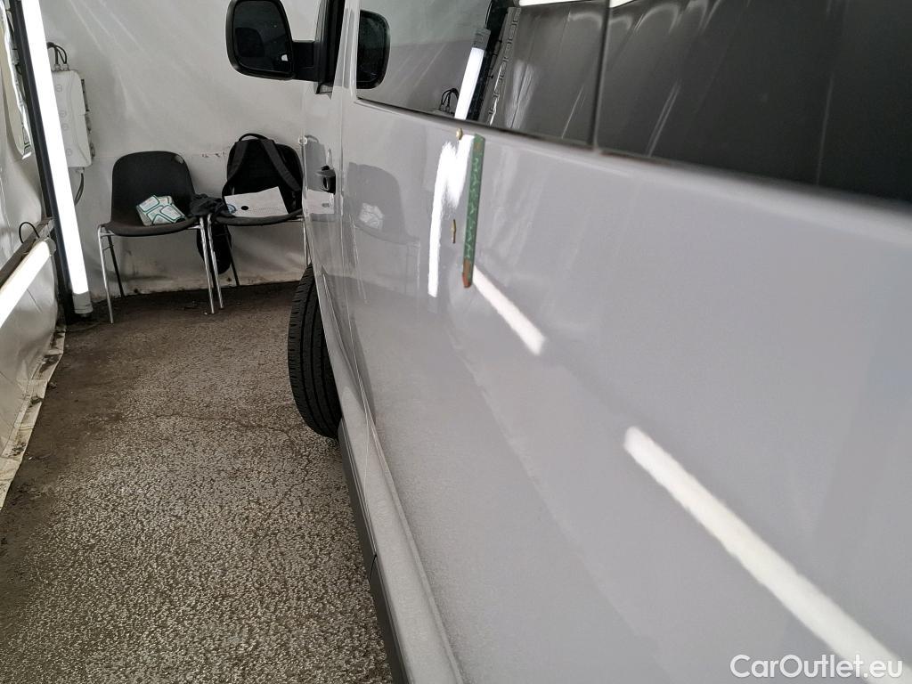  Citroen  Jumpy CITROEN  4p Combi Taille XL BlueHDi 120 S&S BVM6 Confort #9