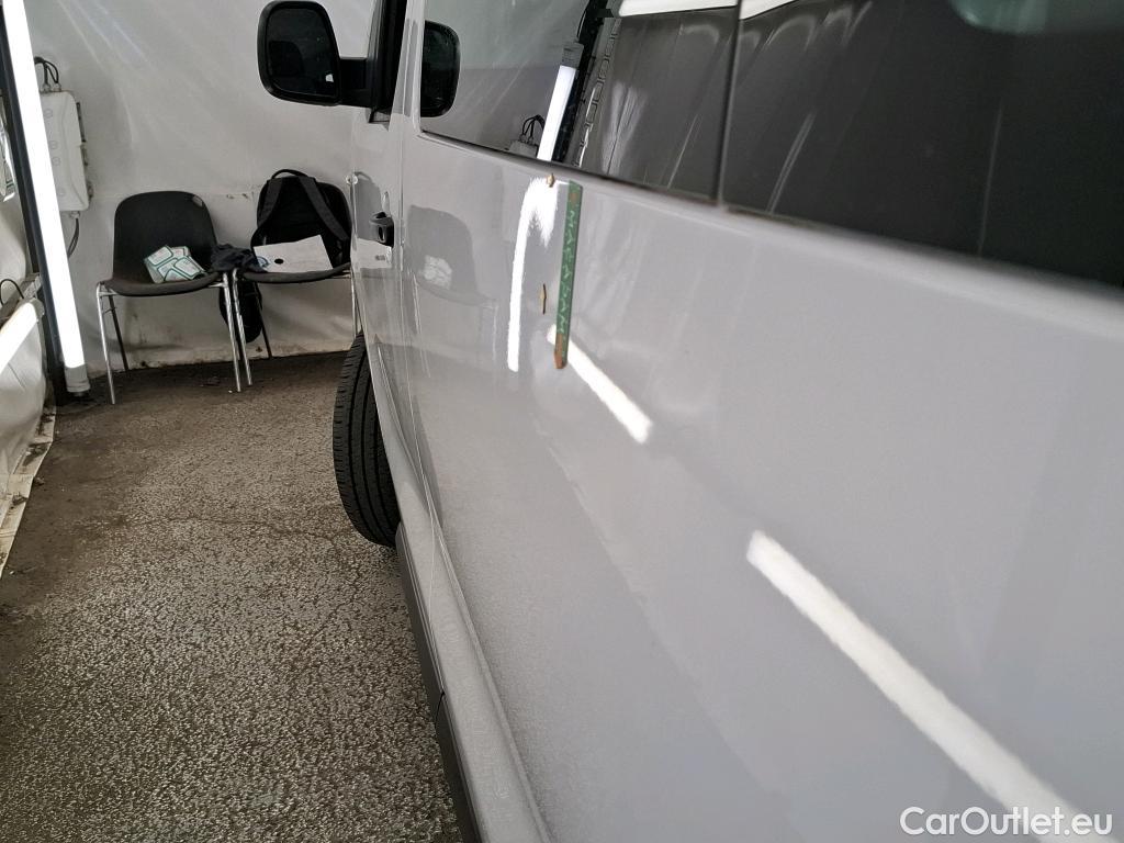  Citroen  Jumpy CITROEN  4p Combi Taille XL BlueHDi 120 S&S BVM6 Confort #8