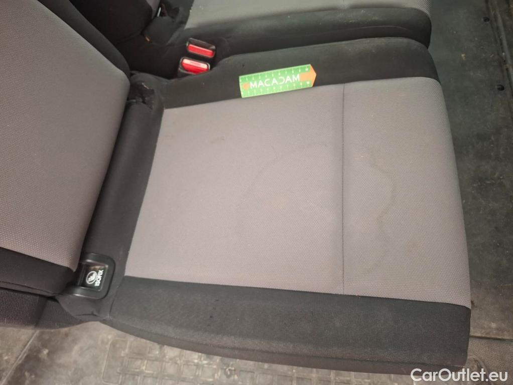  Citroen  Jumpy CITROEN  4p Combi Taille XL BlueHDi 120 S&S BVM6 Confort #18