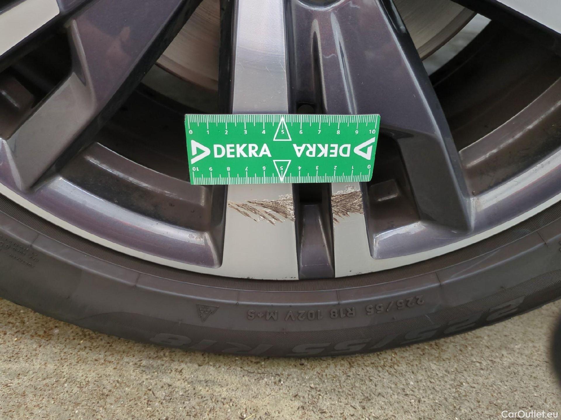  Peugeot  3008  II Allure Pack 1.2 PureTech 130CV BVA8 E6d #12