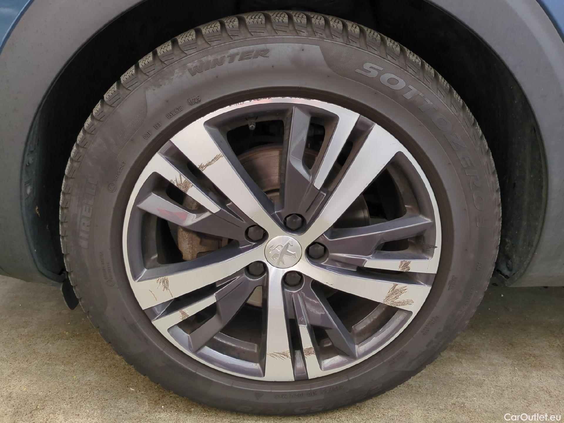  Peugeot  3008  II Allure Pack 1.2 PureTech 130CV BVA8 E6d #1