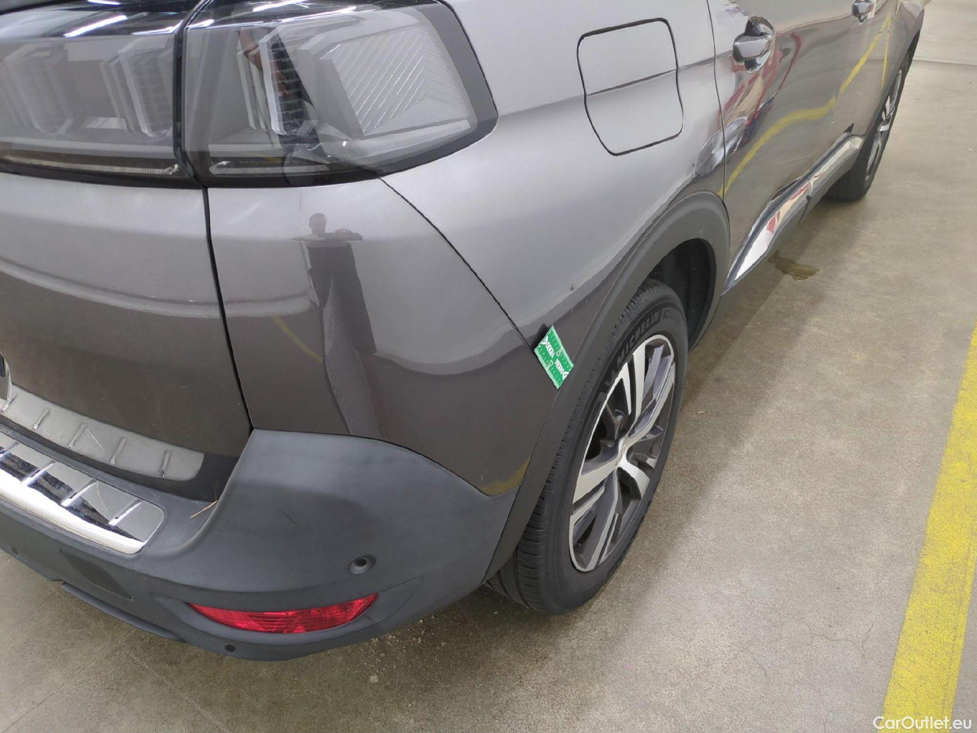  Peugeot  5008  Allure 1.2 PureTech 130CV BVA8 7 Sieges E6d #36