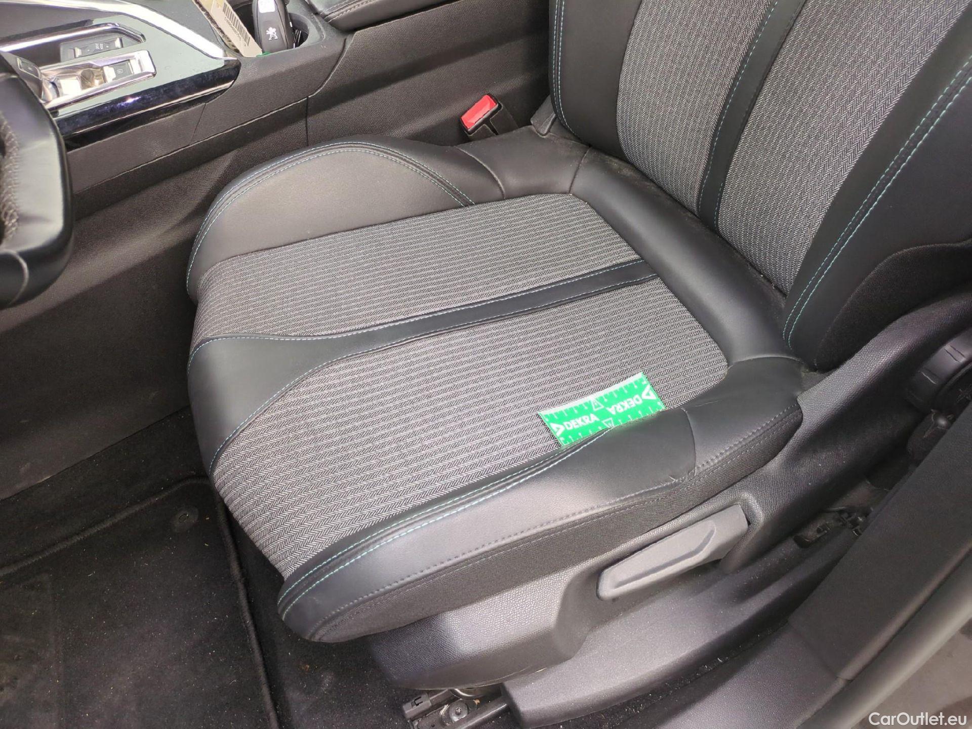  Peugeot  5008  Allure 1.2 PureTech 130CV BVA8 7 Sieges E6d #2