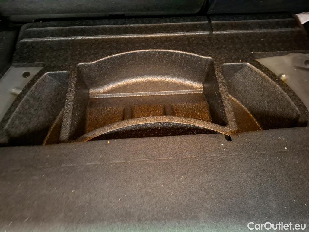  Citroen  C4 CITROEN  X / 2022 / 4P / Berline PureTech 130 S&S EAT8 Feel Pack #26