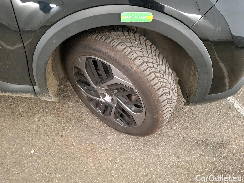  Citroen  C4 CITROEN  X / 2022 / 4P / Berline PureTech 130 S&S EAT8 Feel Pack #60