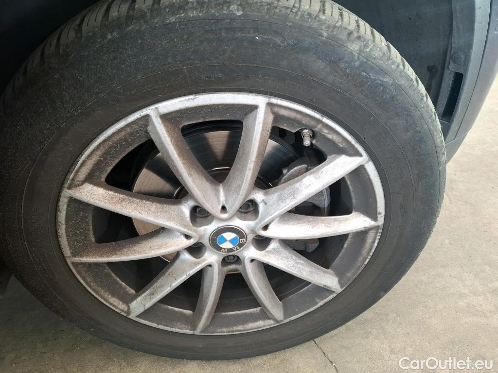  Bmw  X1 Série  sDrive18d Lounge 2.0 150CV BVA8 E6dT #13