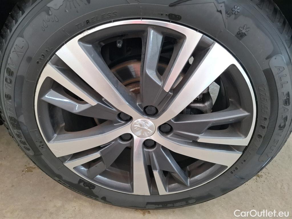  Peugeot  3008  Allure Pack 1.5 HDi 130CV BVA8 E6d #24