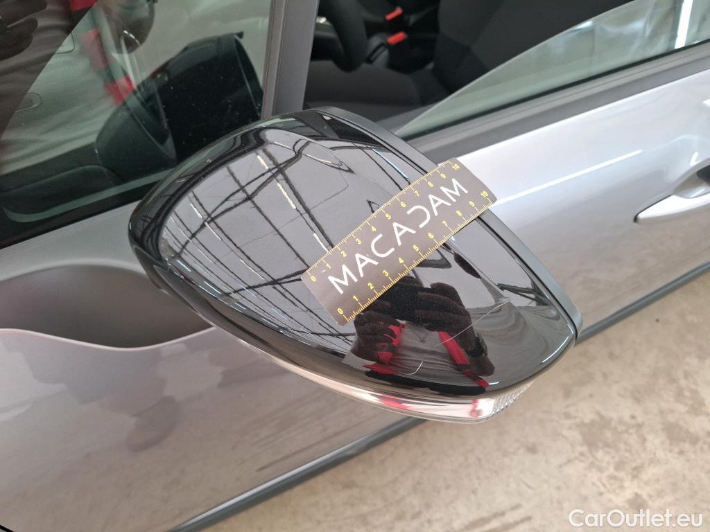  Citroen  C3  Plus 1.2 PureTech 80CV BVM5 6E #3