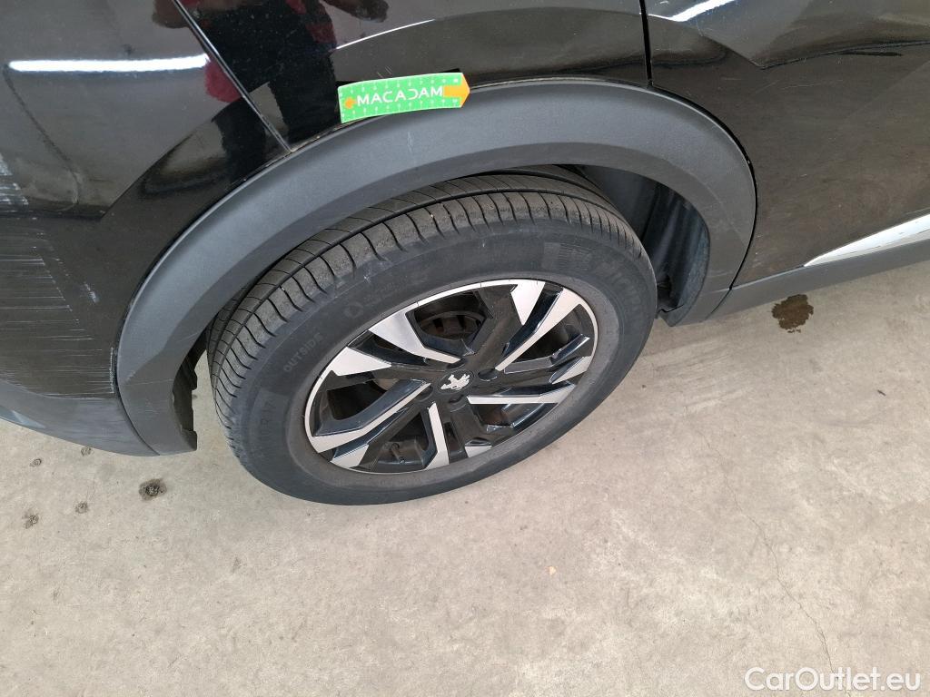  Peugeot  2008  Allure 1.2 PureTech 100CV BVM6 E6d #44
