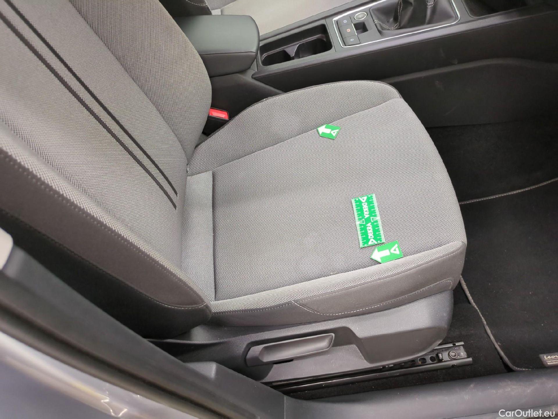  Seat  Leon SEAT  / 2020 / 5P / Berline 1.0 TSI 110 S&S Style Business #2