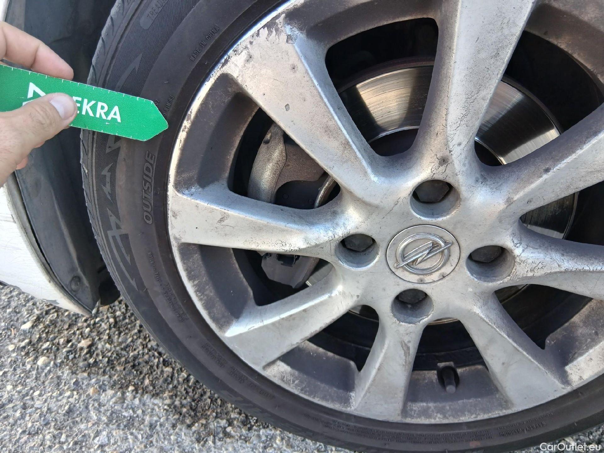  Opel  Corsa OPEL  / 2019 / 5P / berlina con portón 1.5D DT 74kW (100CV) Edition #18