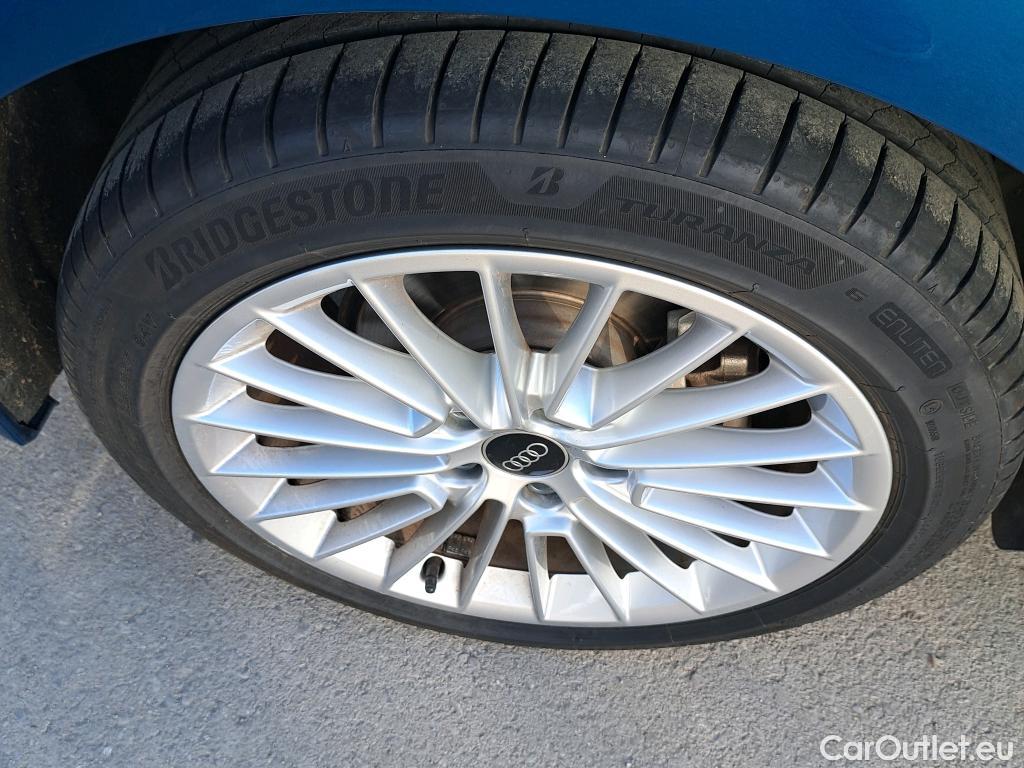  Audi  A3 AUDI  / 2020 / 5P / berlina con portón Sportback Advanced 40 TFSI e 150kW S tro #15