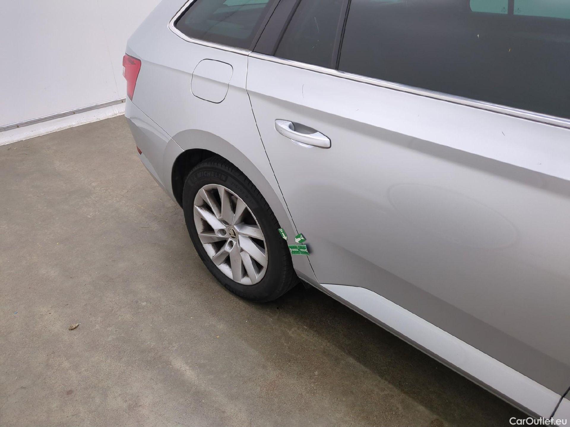  Skoda  Superb  Break Business 2.0 TDI 150CV BVA7 E6d #39