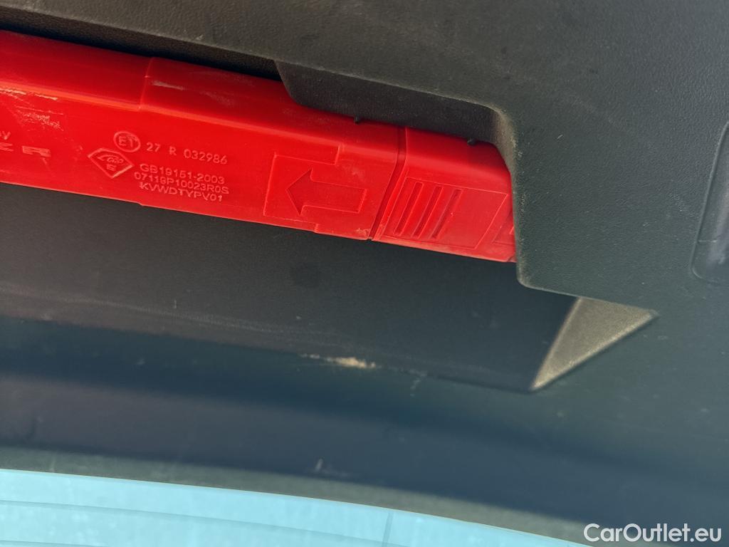  Audi  Q4 E-Tron AUDI  / 2021 / 5P / todoterreno S line 40 e-tron 150kW 82kWh #21
