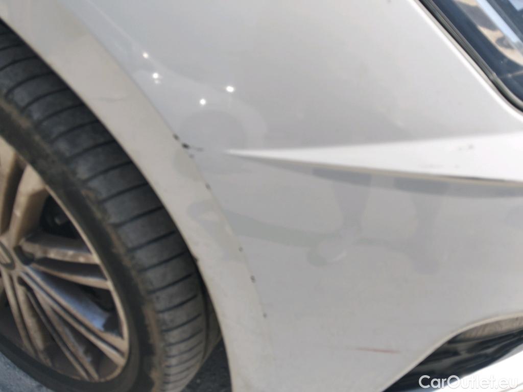  Seat  Leon SEAT León / 2016 / 5P / berlina con portón 2.0 TDI 110kW DSG-7 S&S Xcellence Ed Pl #31