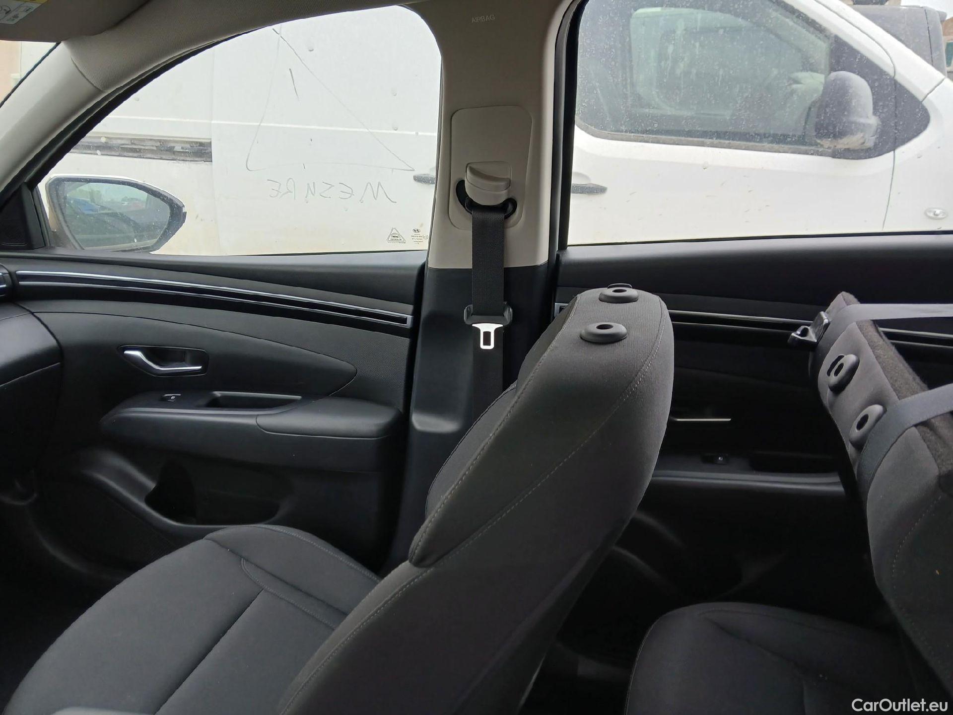  Hyundai  Tucson HYUNDAI  / 2020 / 5P / todoterreno 1.6 CRDI 85kW (115CV) Klass #SMR0708 SIN LLAVES + DE 200000KMS# #38