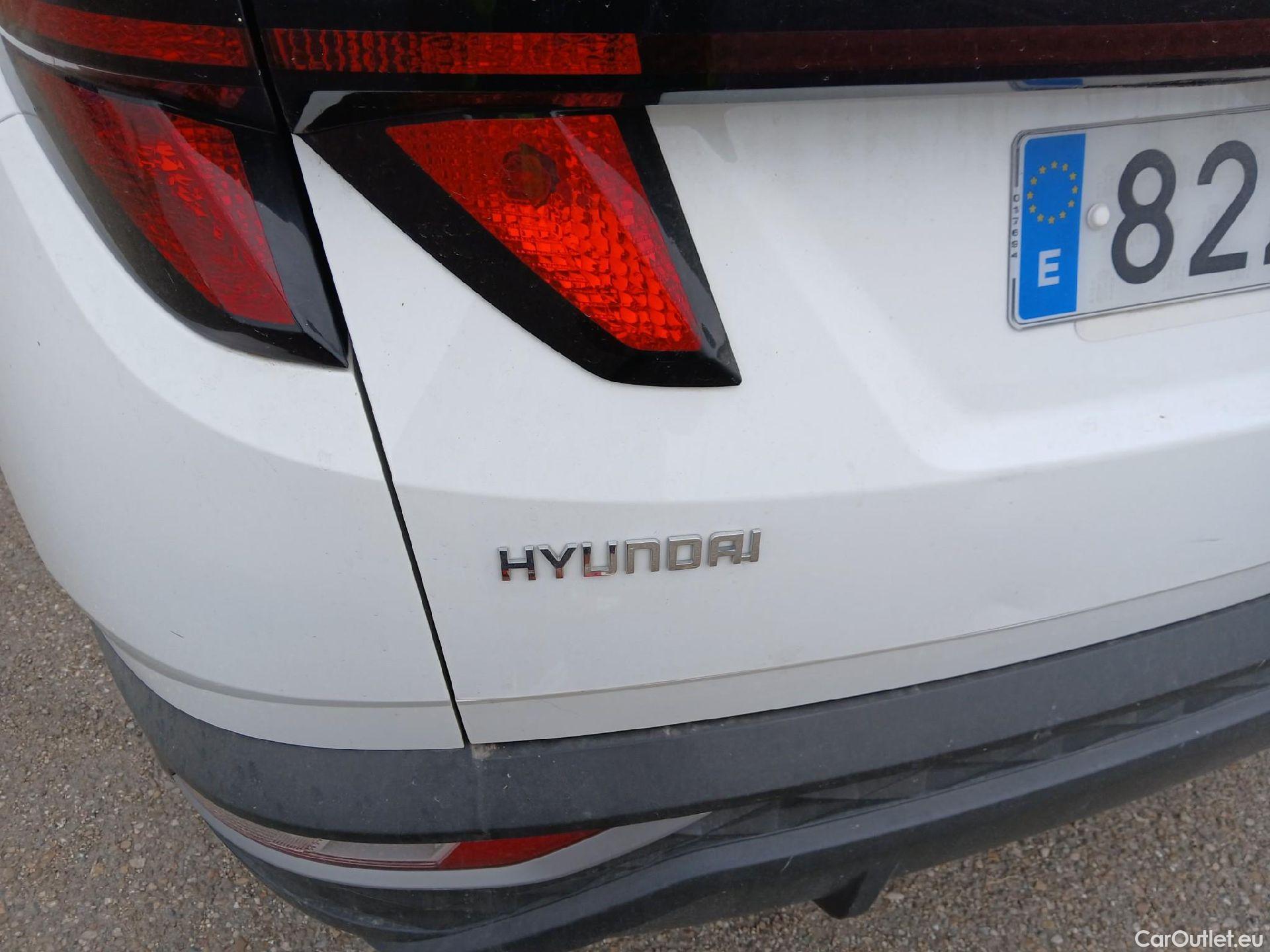  Hyundai  Tucson HYUNDAI  / 2020 / 5P / todoterreno 1.6 CRDI 85kW (115CV) Klass #SMR0708 SIN LLAVES + DE 200000KMS# #19