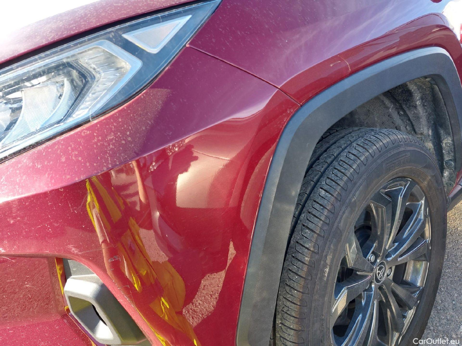  Toyota  RAV4 TOYOTA  / 2018 / 5P / todoterreno 2.5l 220H Advance #6