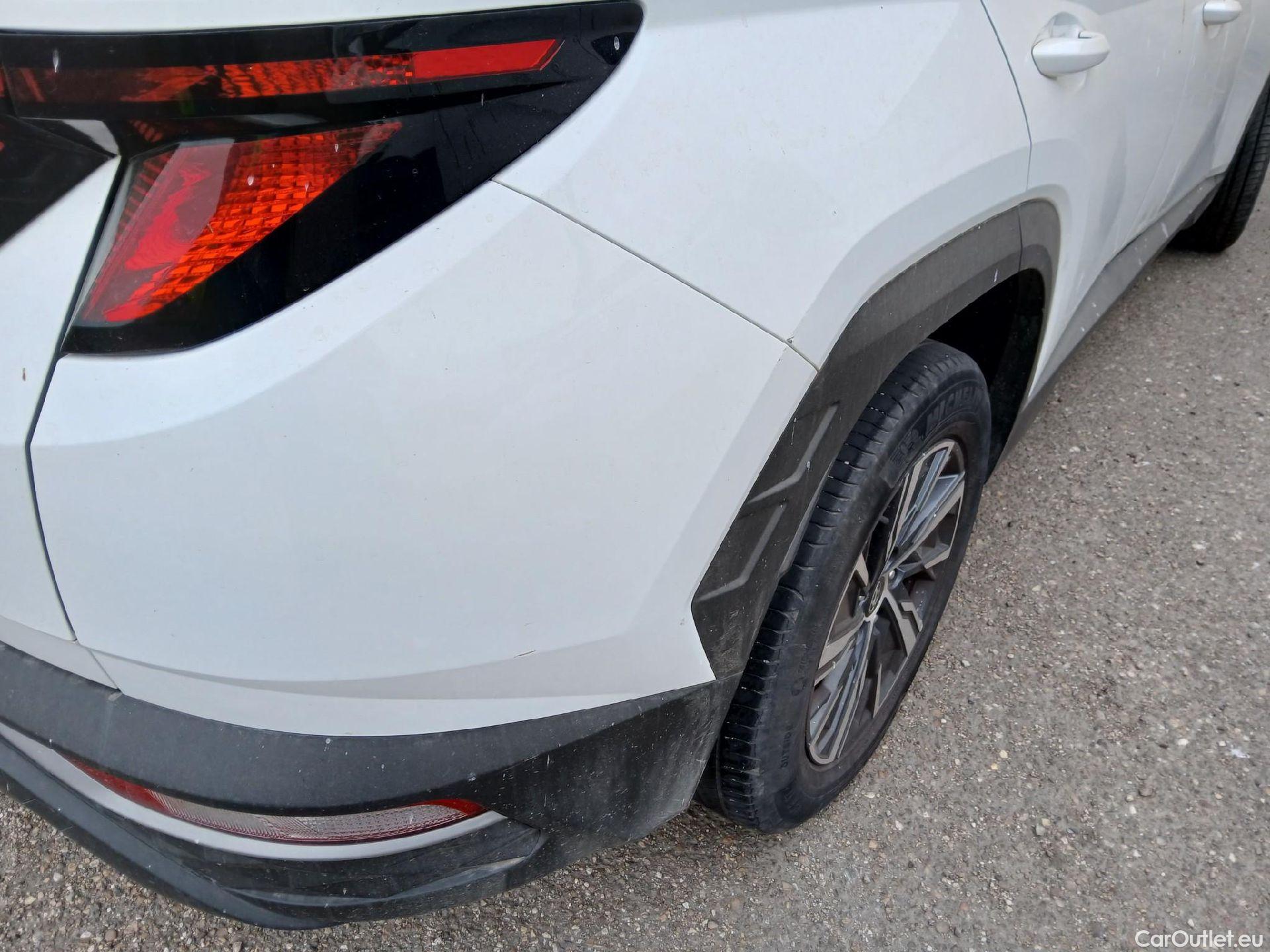  Hyundai  Tucson HYUNDAI  / 2020 / 5P / todoterreno 1.6 CRDI 85kW (115CV) Klass #SMR0708 SIN LLAVES + DE 200000KMS# #26