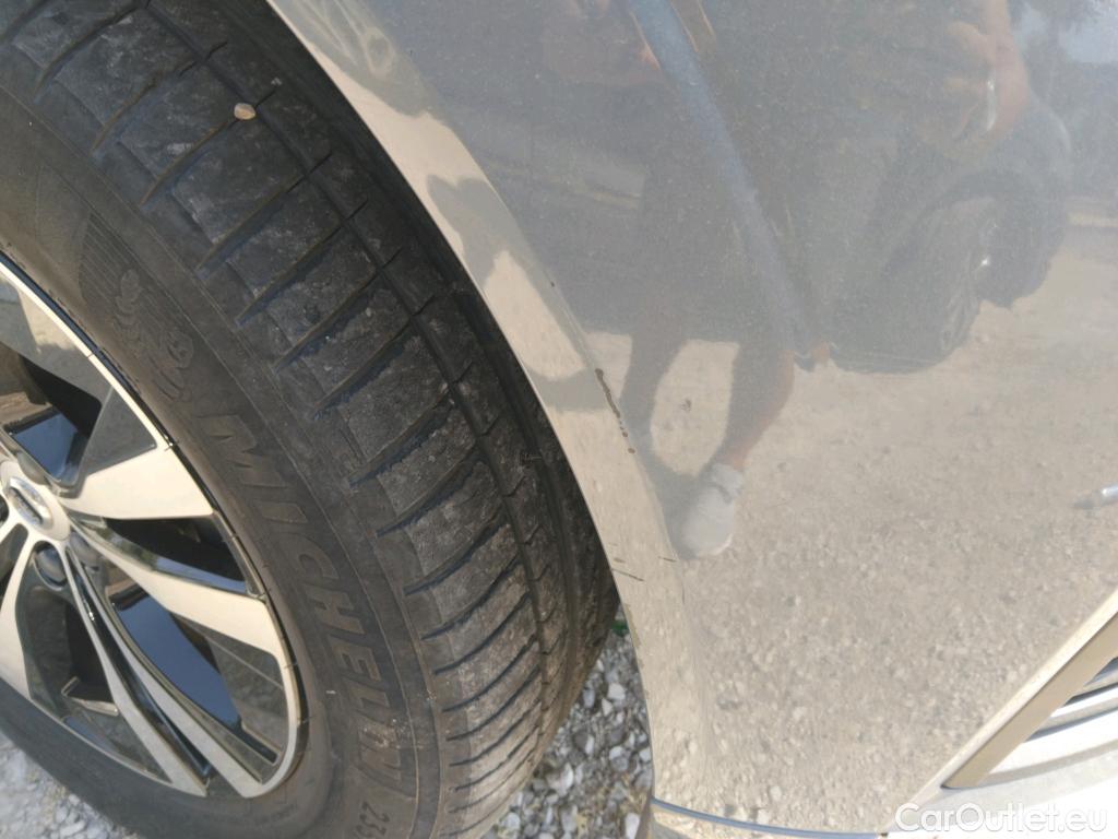  Volvo  XC60 VOLVO  / 2017 / 5P / todoterreno 2.0 T6 AWD Recharge Inscription Exp Auto #7