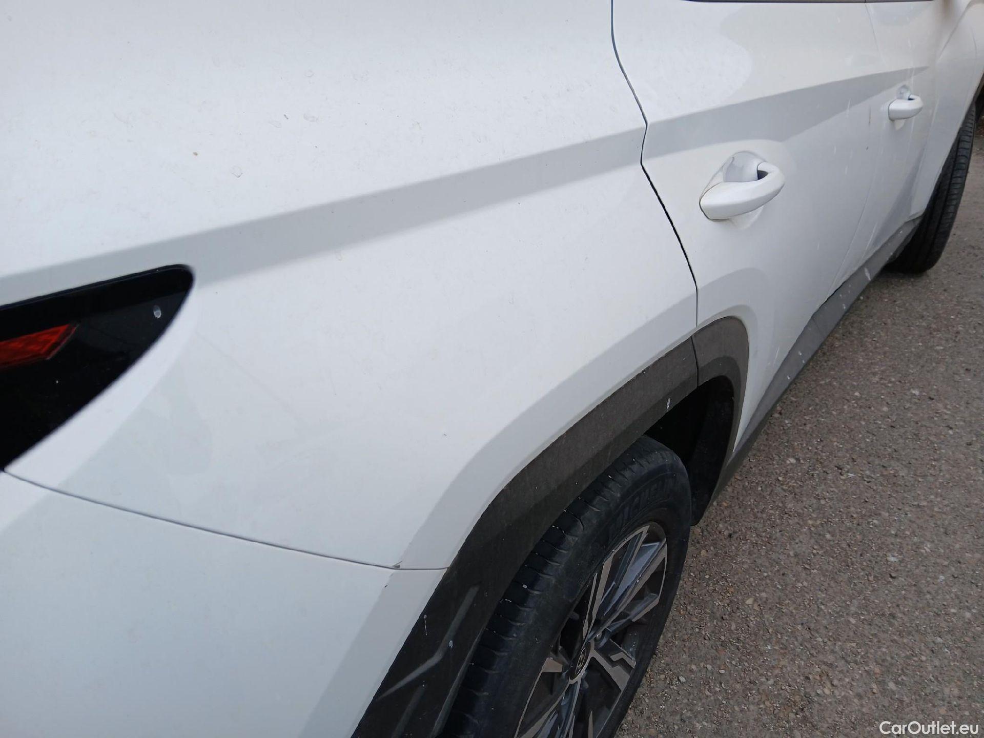  Hyundai  Tucson HYUNDAI  / 2020 / 5P / todoterreno 1.6 CRDI 85kW (115CV) Klass #SMR0708 SIN LLAVES + DE 200000KMS# #27