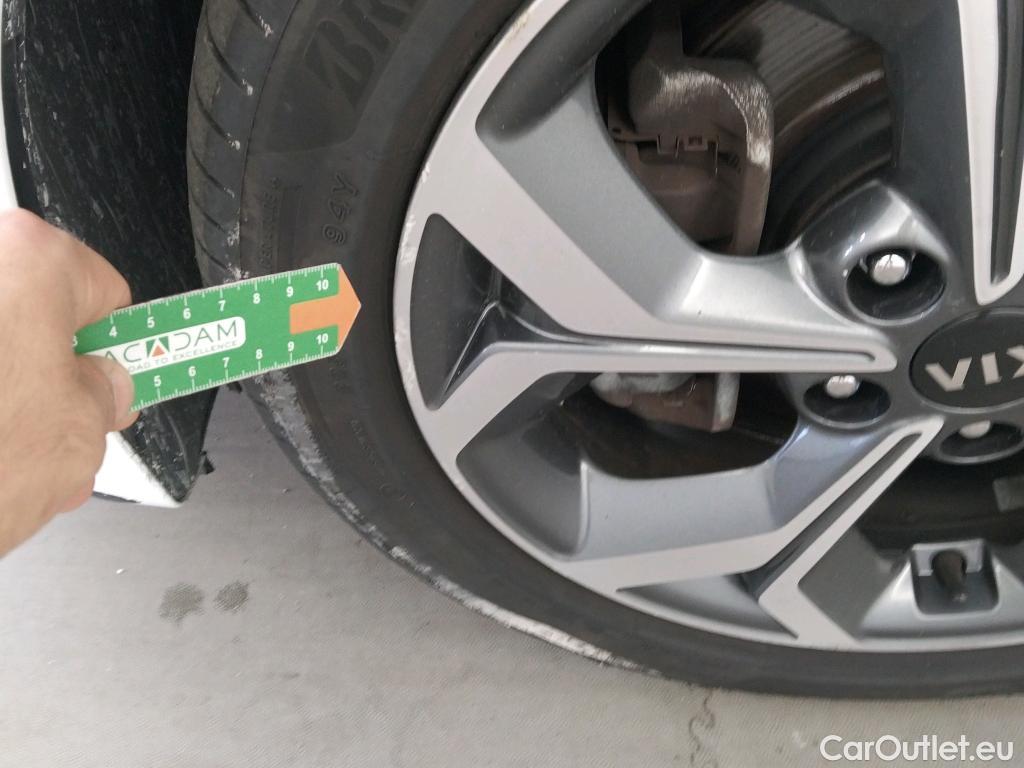  KIA  Cee'd KIA Ceed / 2018 / 5P / berlina con portón 1.6 MHEV 100kW (136CV) Tech DCT #6