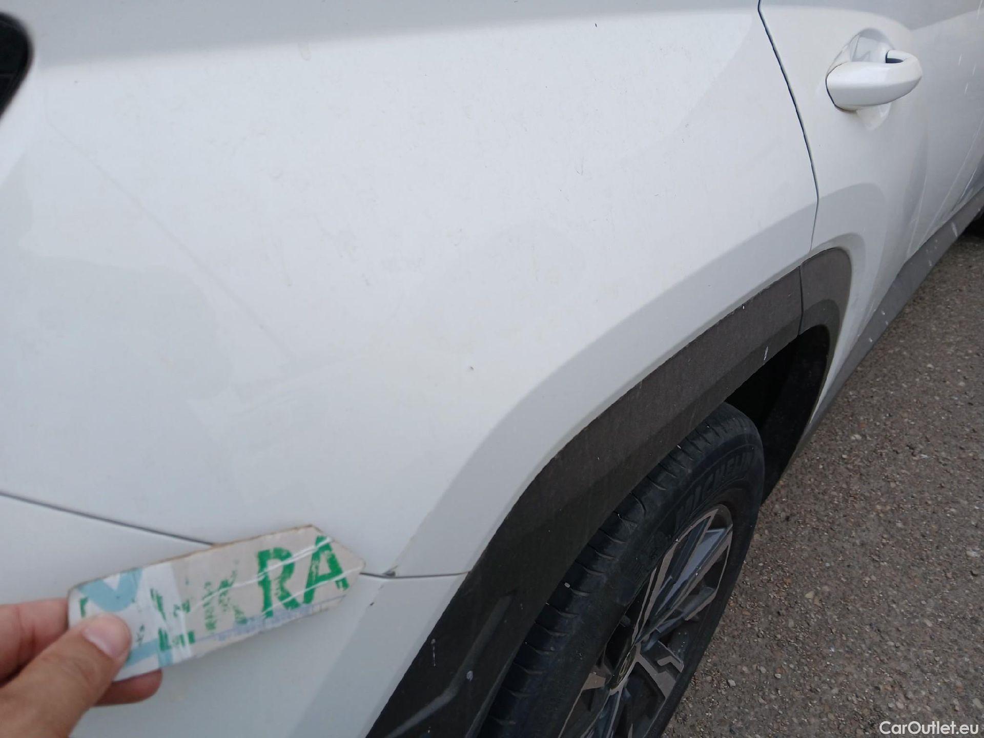 Hyundai  Tucson HYUNDAI  / 2020 / 5P / todoterreno 1.6 CRDI 85kW (115CV) Klass #SMR0708 SIN LLAVES + DE 200000KMS# #28