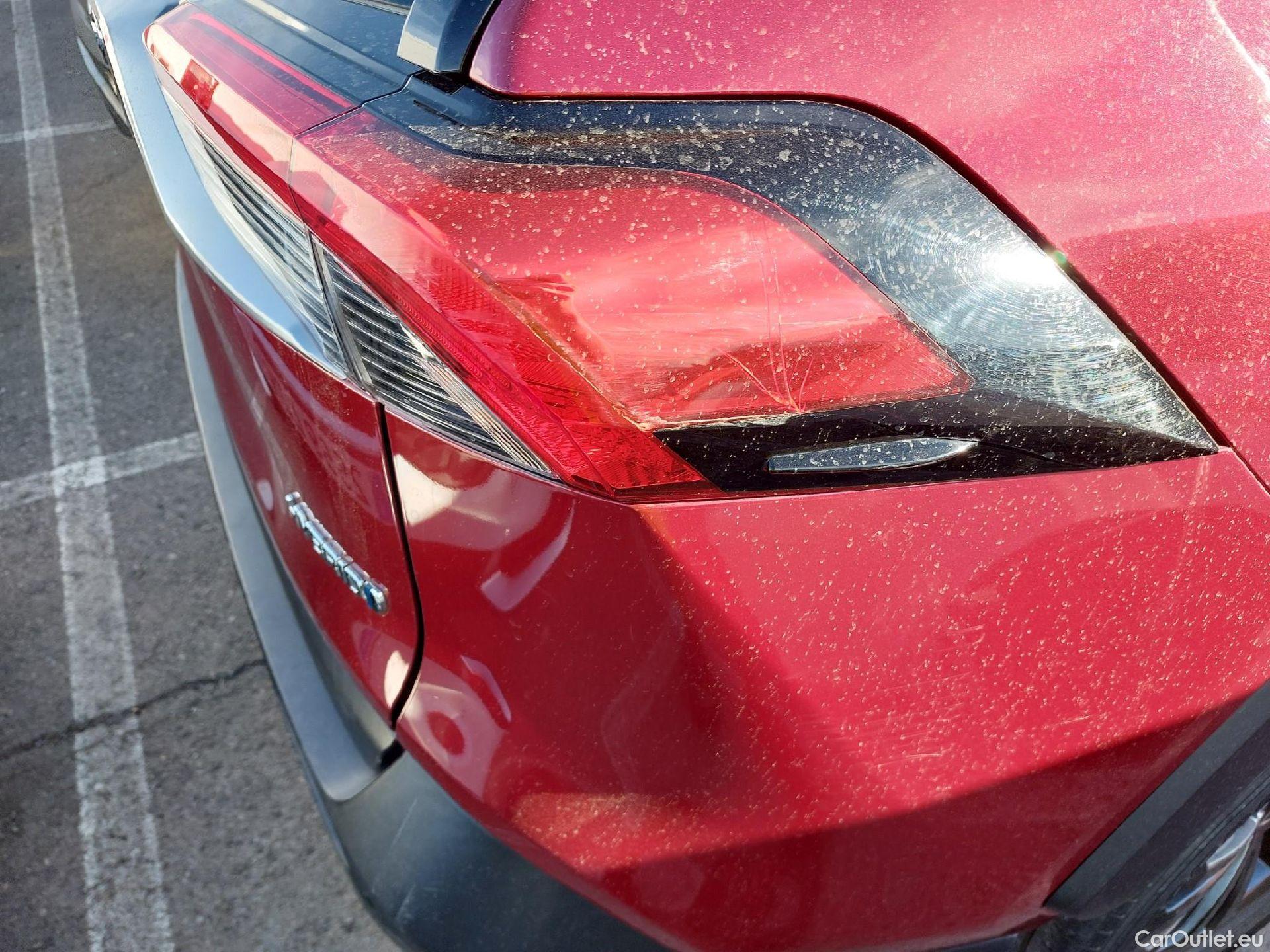  Toyota  RAV4 TOYOTA  / 2018 / 5P / todoterreno 2.5l 220H Advance #17