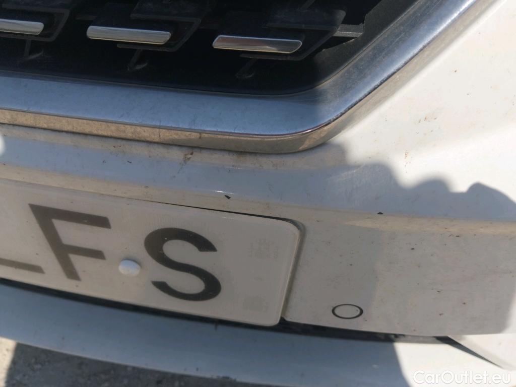  Seat  Leon SEAT León / 2016 / 5P / berlina con portón 2.0 TDI 110kW DSG-7 S&S Xcellence Ed Pl #26