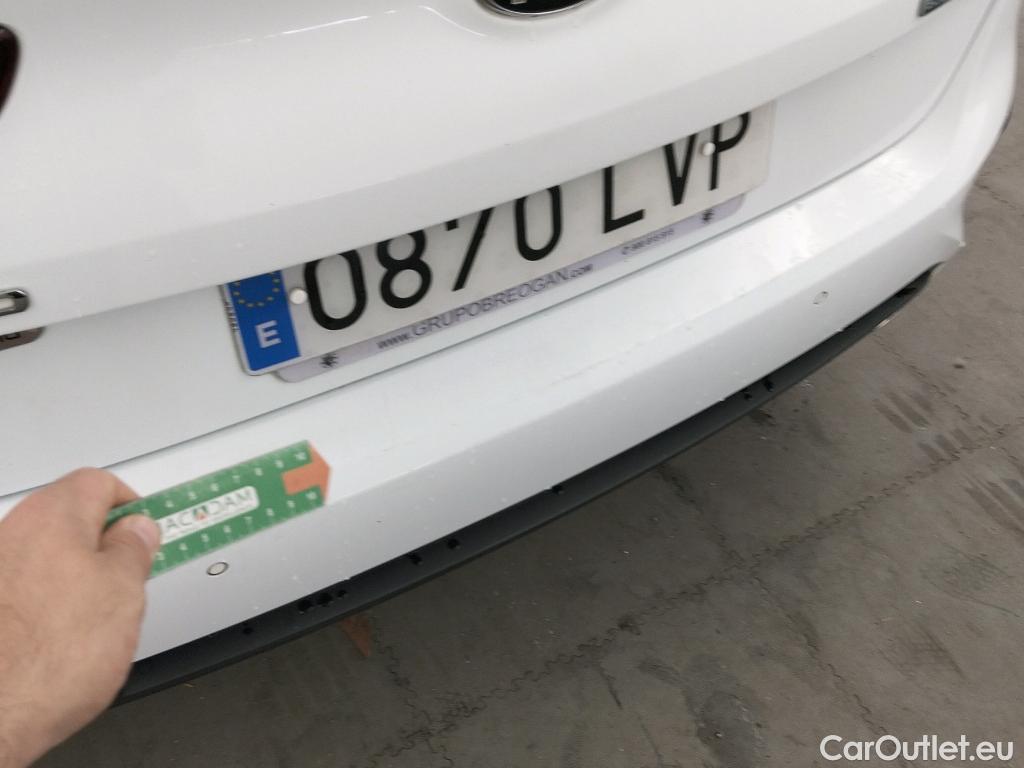  KIA  Cee'd KIA Ceed / 2018 / 5P / berlina con portón 1.6 MHEV 100kW (136CV) Tech DCT #23