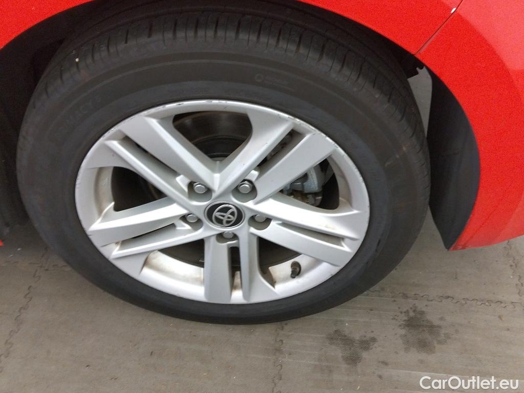  Toyota  Corolla TOYOTA  1.8 125H ACTIVE TECH E-CVT #14