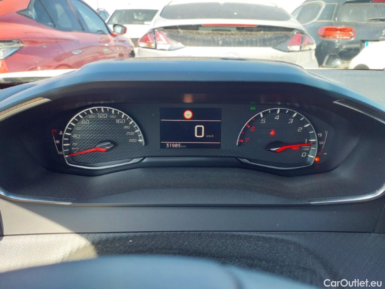  Peugeot  2008 PEUGEOT  / 2019 / 5P / todoterreno Active Pack Puretech 100 S&S 6 Vel. MAN #14