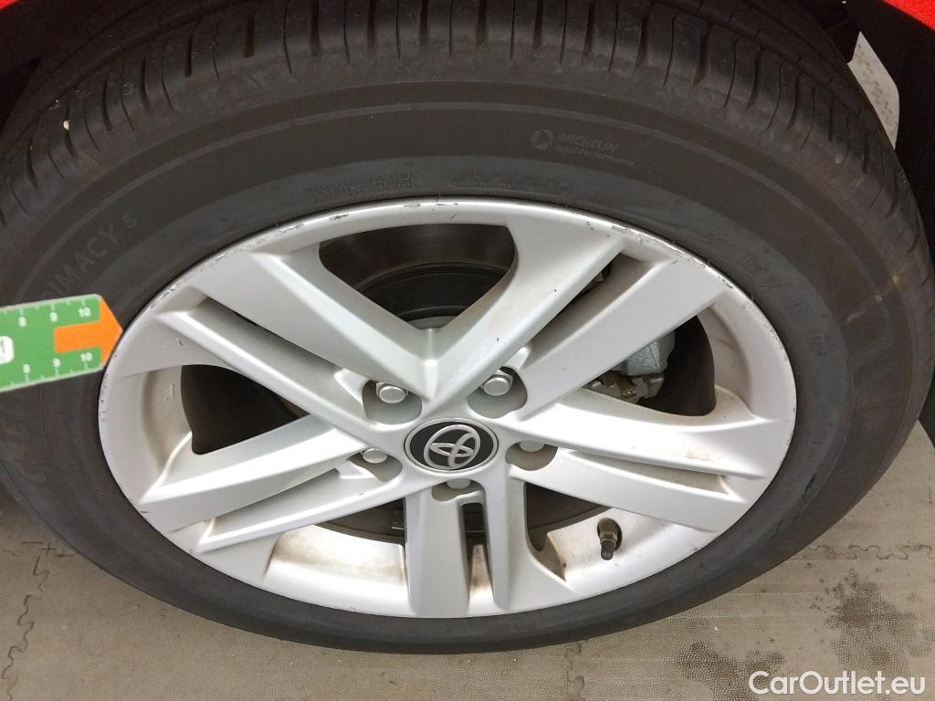  Toyota  Corolla TOYOTA  1.8 125H ACTIVE TECH E-CVT #15