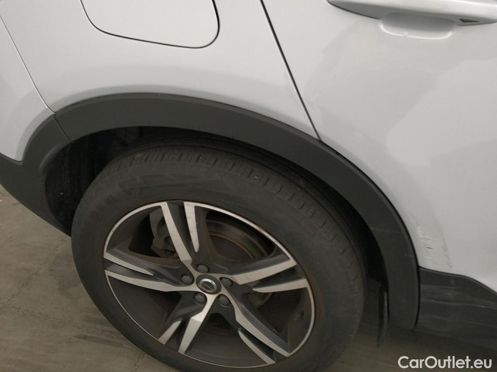  Volvo  XC 40 VOLVO XC40 / 2017 / 5P / todoterreno 1.5 T4 Twin Recharge R-Design Auto #26