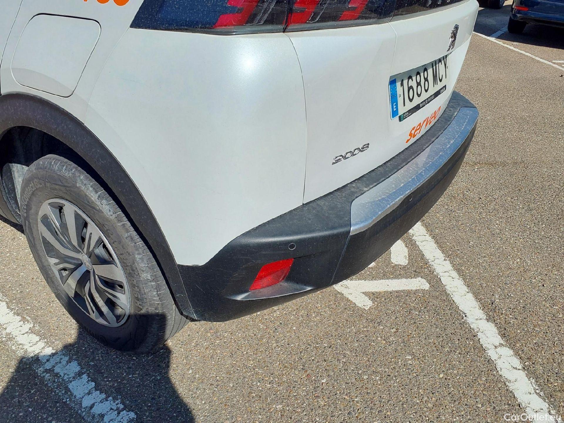  Peugeot  2008 PEUGEOT  / 2019 / 5P / todoterreno Active Pack Puretech 100 S&S 6 Vel. MAN #7