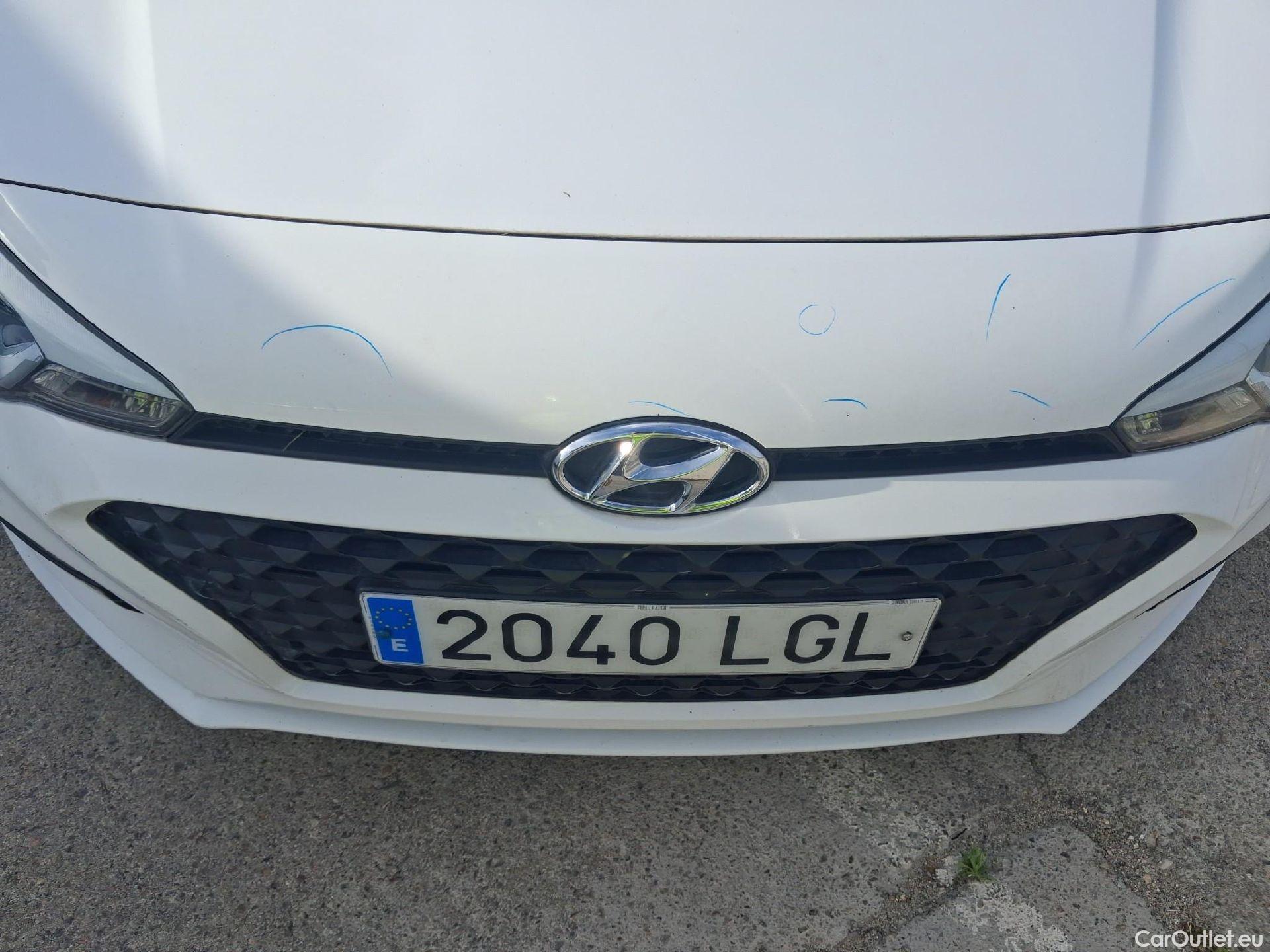  Hyundai  i20 HYUNDAI  / 2018 / 5P / berlina con portón 1.0 TGDI 74kW (100CV) Klass #3