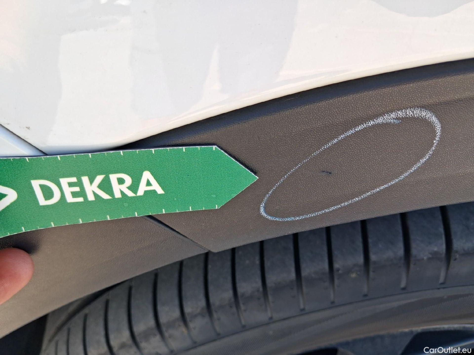  KIA  Sportage KIA  / 2018 / 5P / todoterreno 1.6 MHEV Black Edition 100kW (136CV) 4x2(SP)(CM) #13