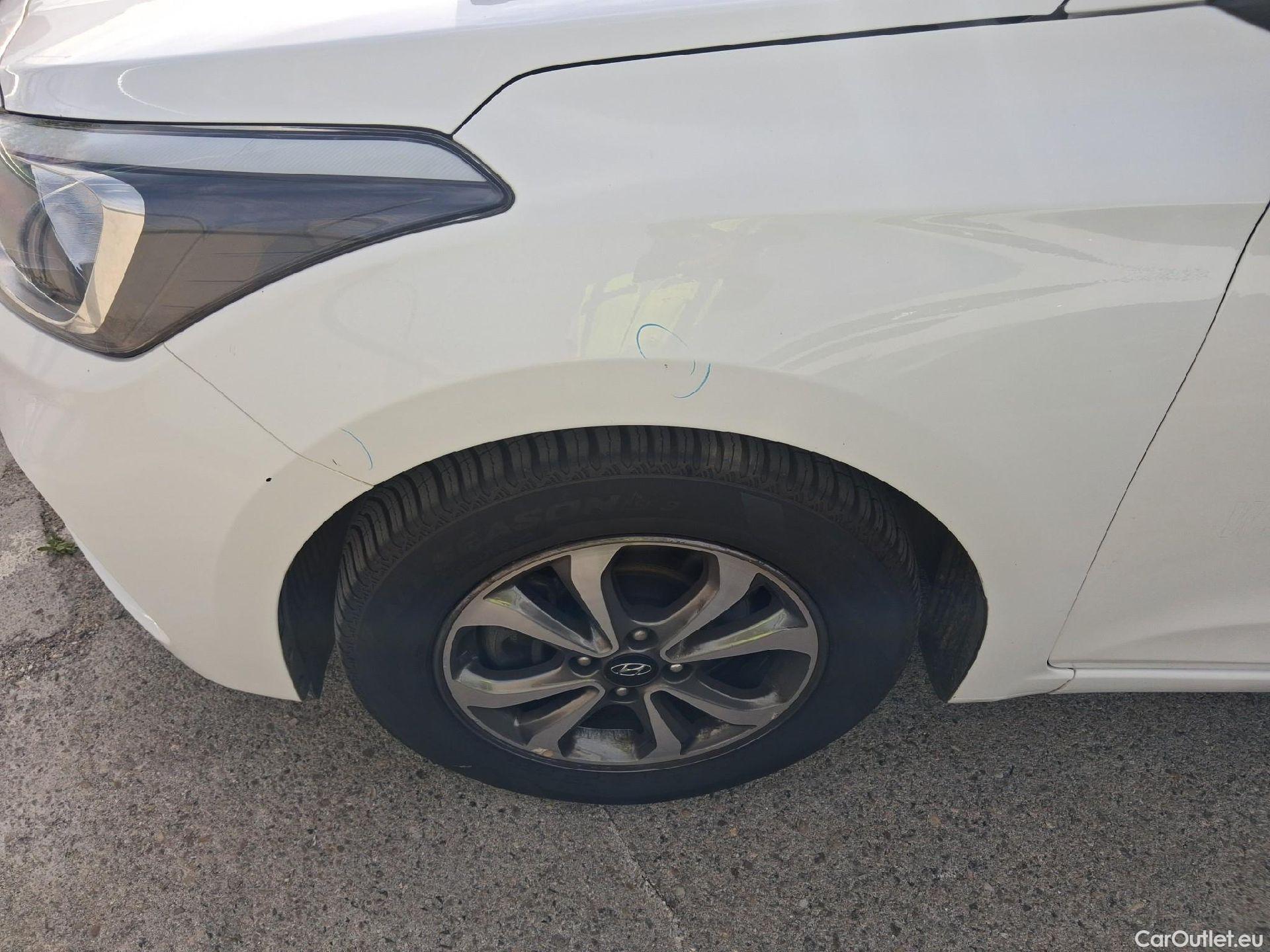  Hyundai  i20 HYUNDAI  / 2018 / 5P / berlina con portón 1.0 TGDI 74kW (100CV) Klass #7