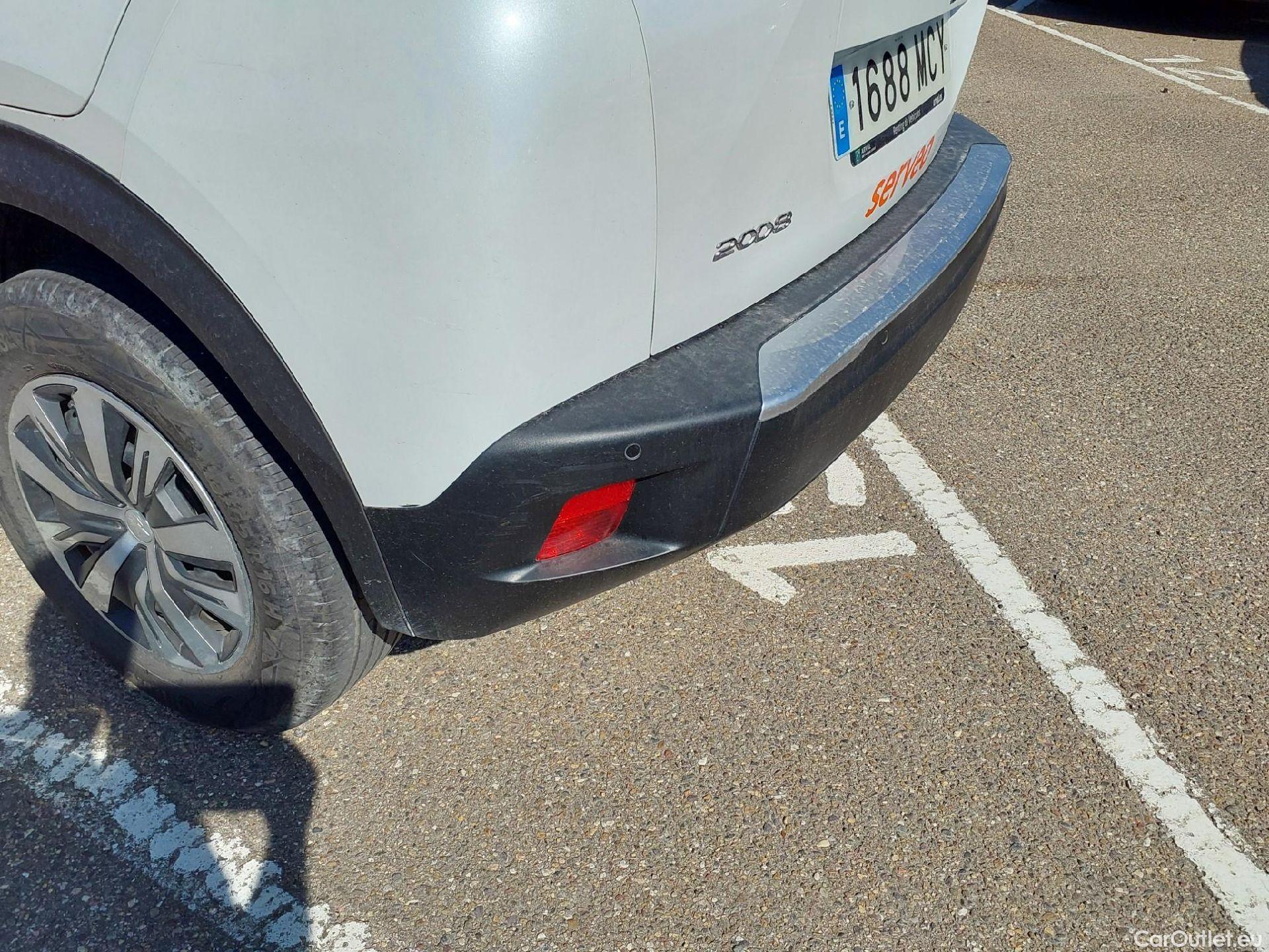  Peugeot  2008 PEUGEOT  / 2019 / 5P / todoterreno Active Pack Puretech 100 S&S 6 Vel. MAN #10