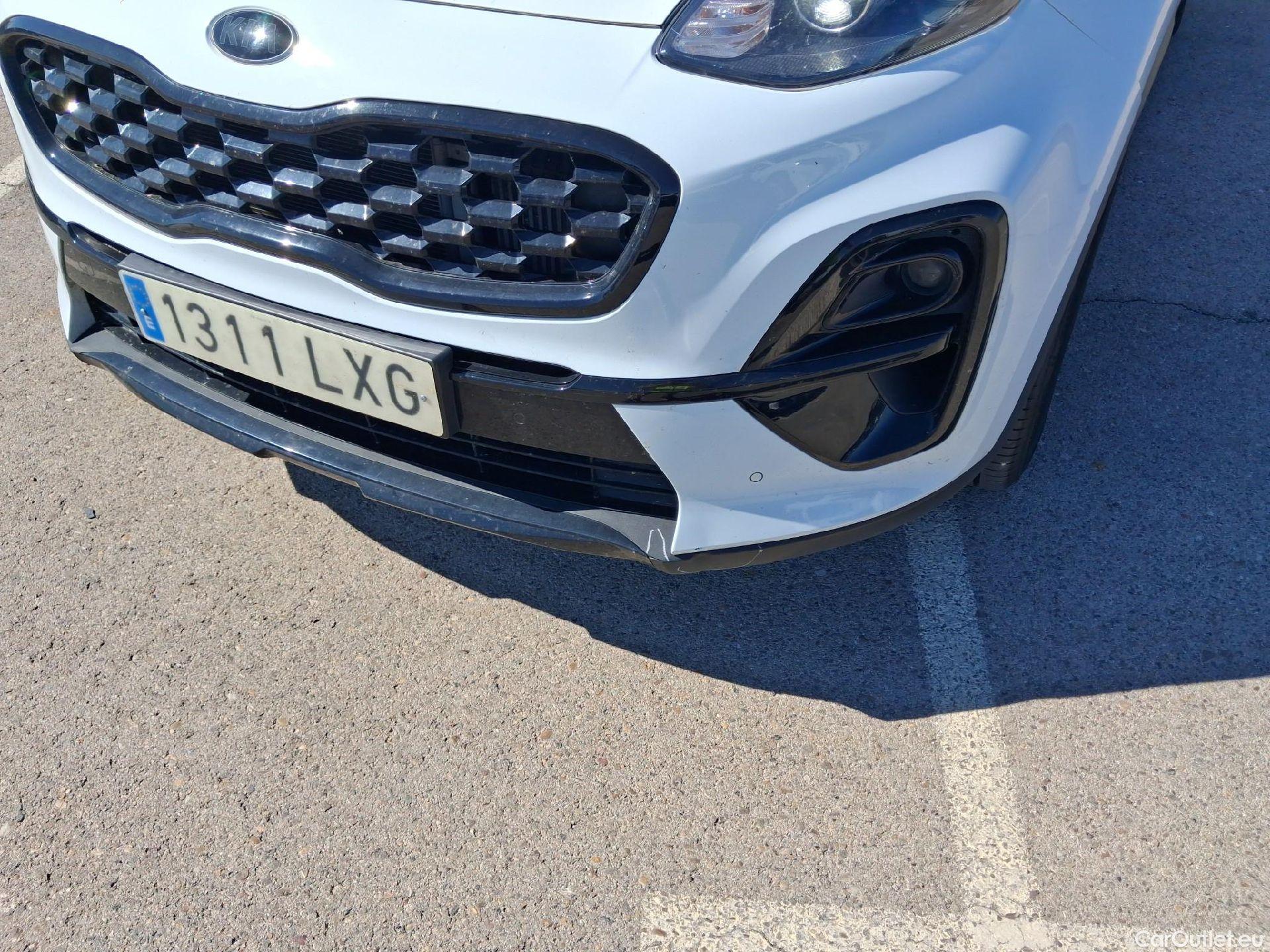  KIA  Sportage KIA  / 2018 / 5P / todoterreno 1.6 MHEV Black Edition 100kW (136CV) 4x2(SP)(CM) #10