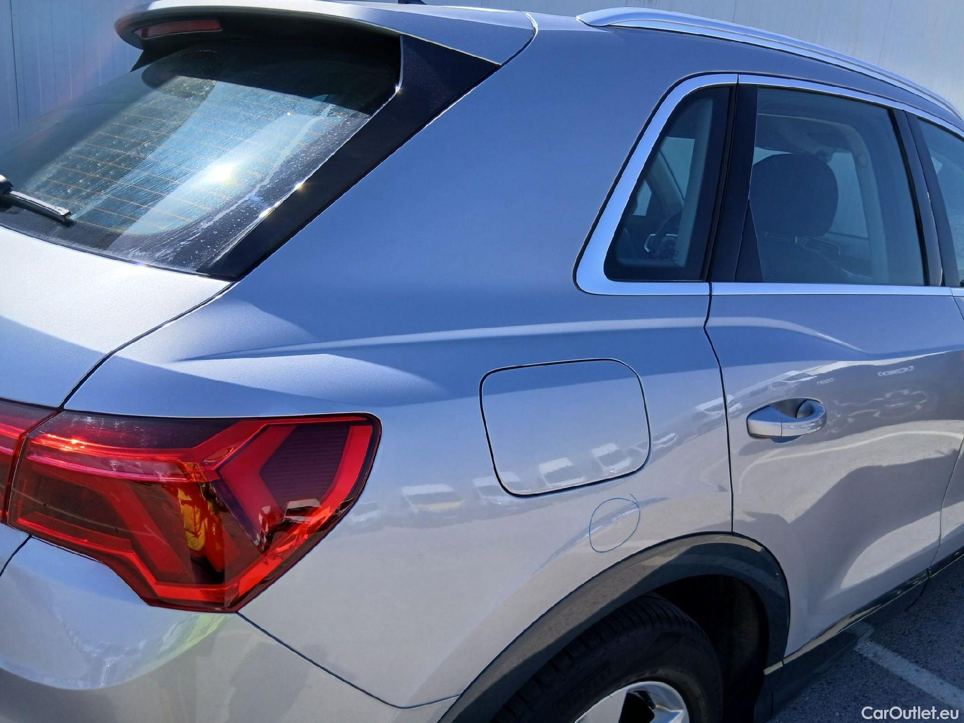  Audi  Q3 AUDI  / 2018 / 5P / todoterreno Advanced 35 TDI 110kW (150CV) S tronic #44