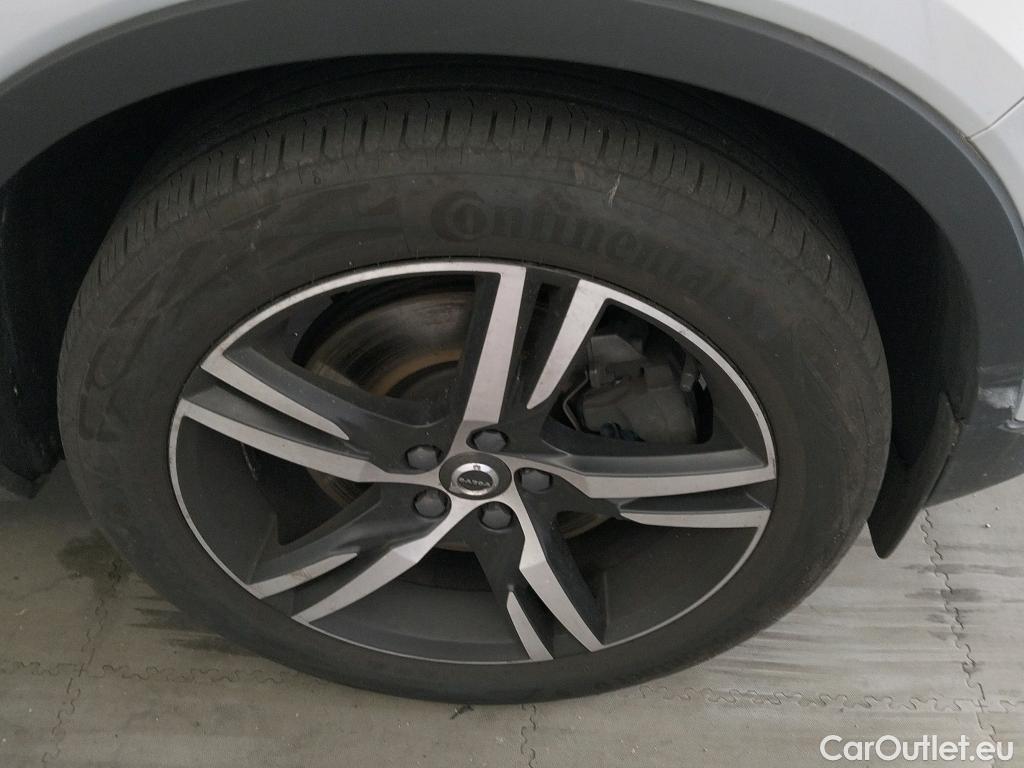  Volvo  XC 40 VOLVO XC40 / 2017 / 5P / todoterreno 1.5 T4 Twin Recharge R-Design Auto #3