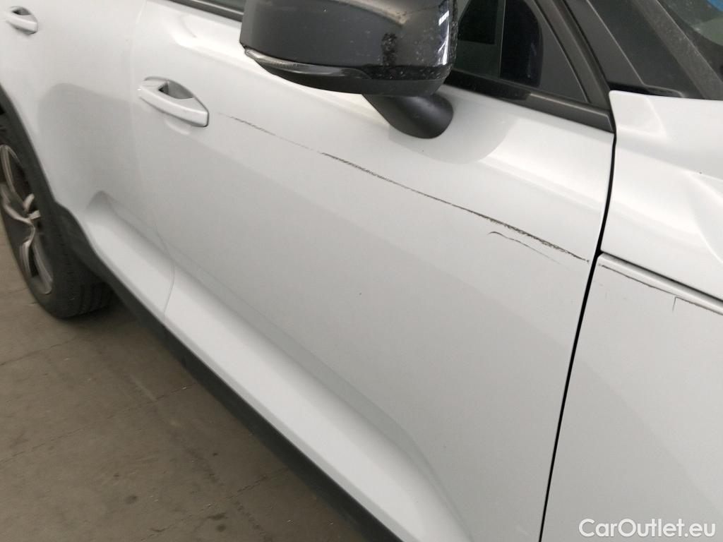  Volvo  XC 40 VOLVO XC40 / 2017 / 5P / todoterreno 1.5 T4 Twin Recharge R-Design Auto #18